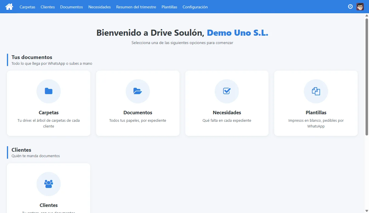 Inicio del panel: tarjetas de Carpetas, Documentos, Necesidades y Plantillas